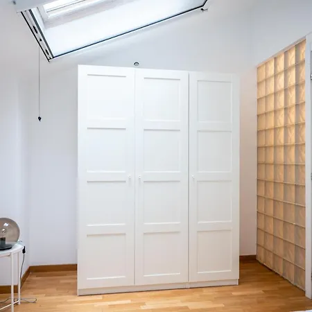 Apartamento Trilocale Zona Farini/isola